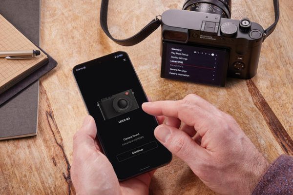 Leica Q3 Black Paint Finish (19080) - Image 12