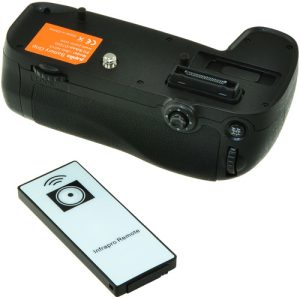 MB-D15 Battery Grip for Nikon D7100 and D7200